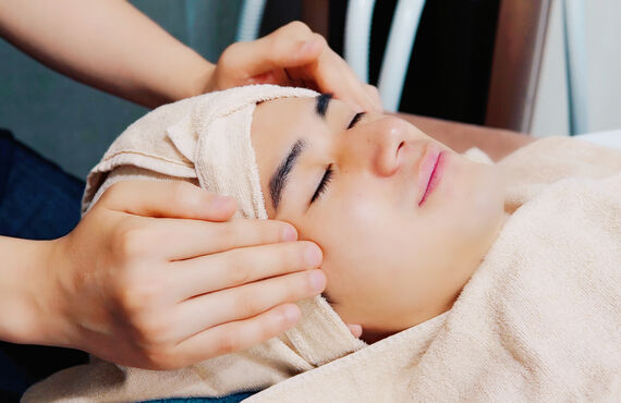 本町でメンズ脱毛をお探しなら、安い，予約制サロン。ラヴィアンローズオム本町店！